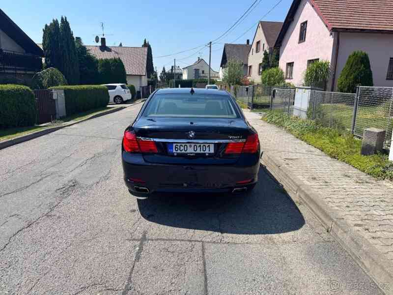 BMW Řada 7 750i F01 - foto 5