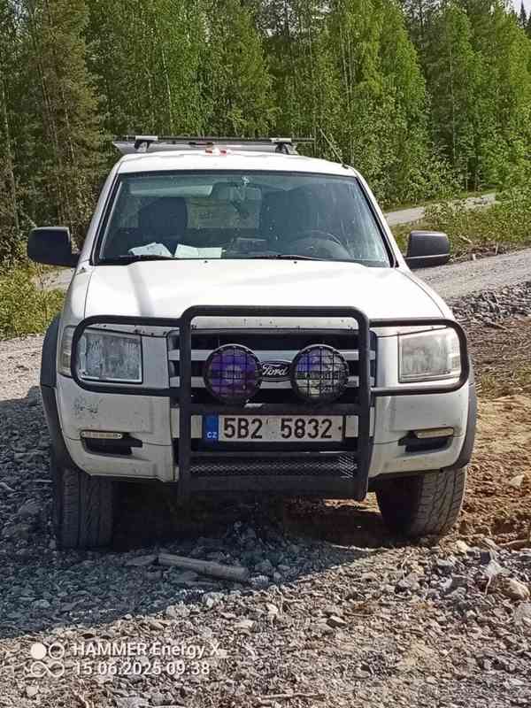 Ford Ranger 2,5 TDCI - foto 2