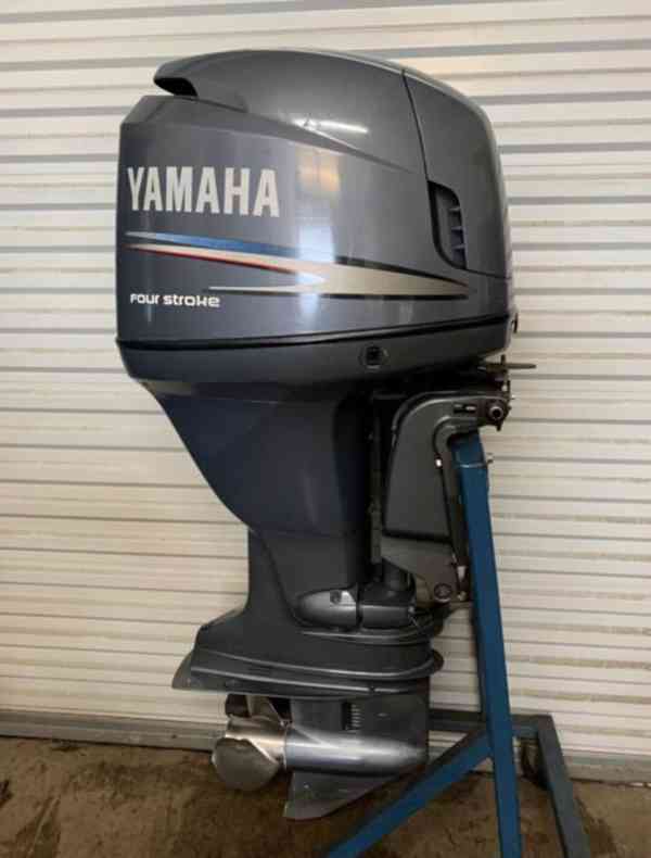 4taktní přívěsný motor Yamaha 115 HP....3500 USD