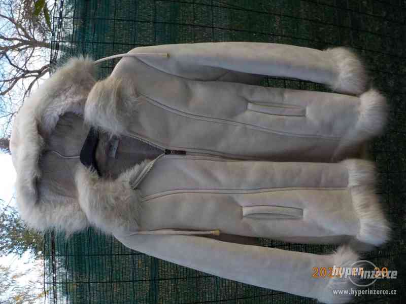 Zimní kabáty,kožichy bundy...