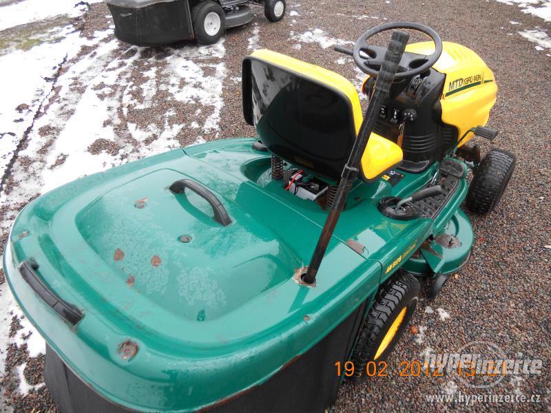 Zahradní traktor, traktůrek, sekačka MTD Yard man - foto 4