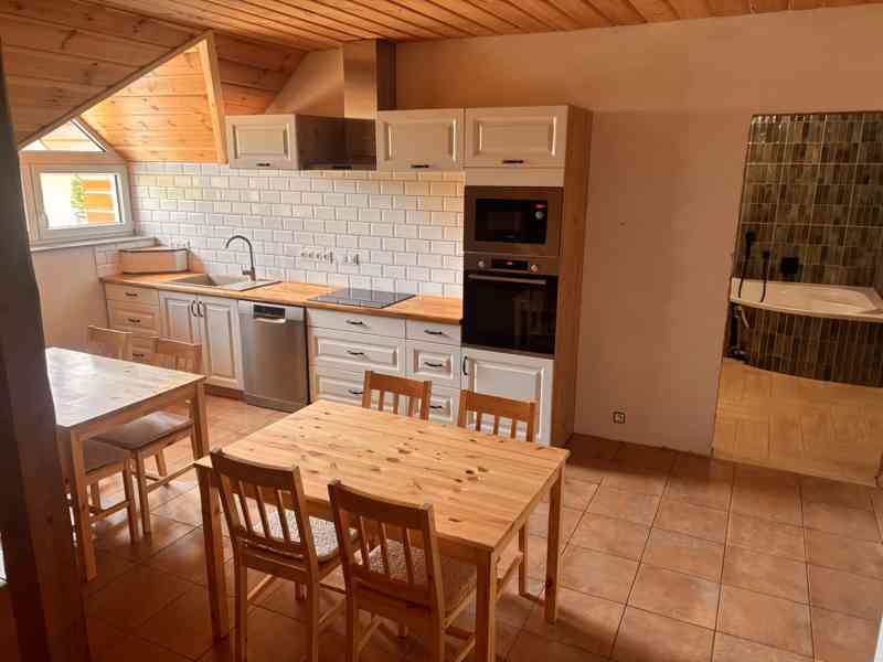 Dlouhodobé ubytování u Tábora - foto 17