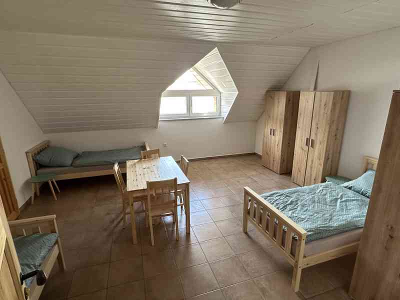 Dlouhodobé ubytování u Tábora - foto 11