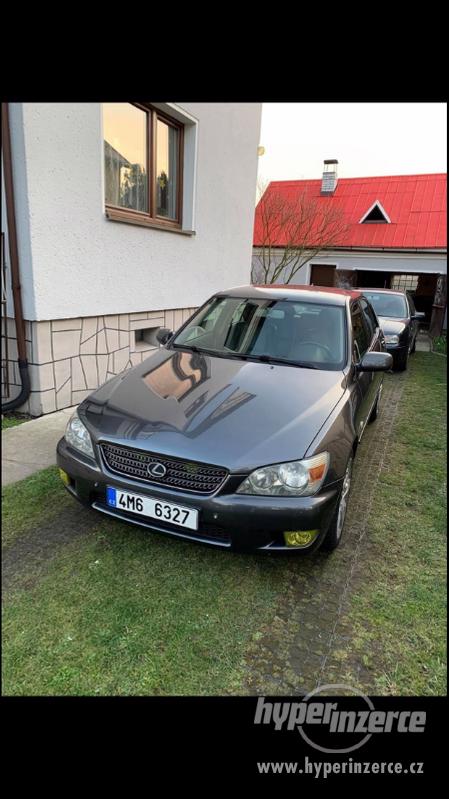 Lexus IS200 - foto 1
