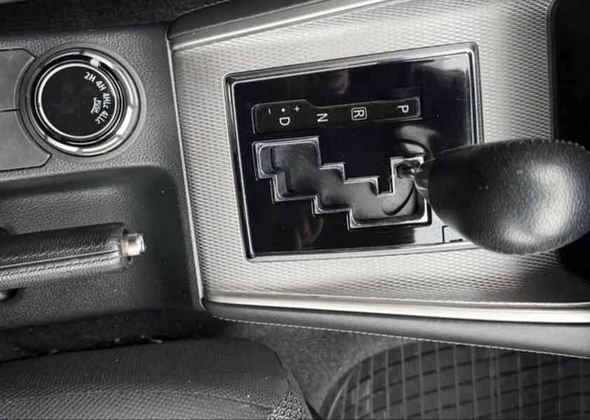 Mitsubishi L200, 2,3 - foto 15