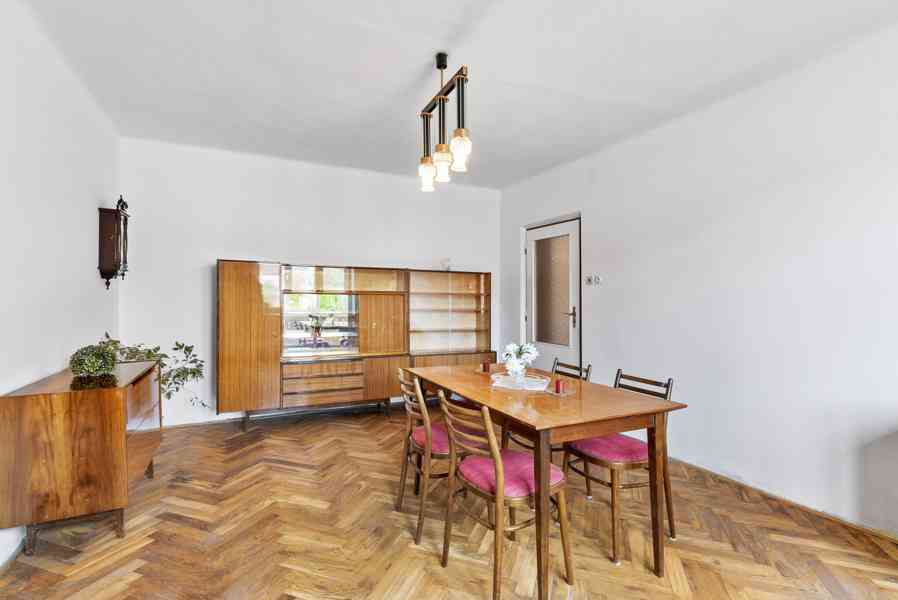 Prodej rodinného domu se zahrádkou, sklepem i garáží, Libáň - foto 10