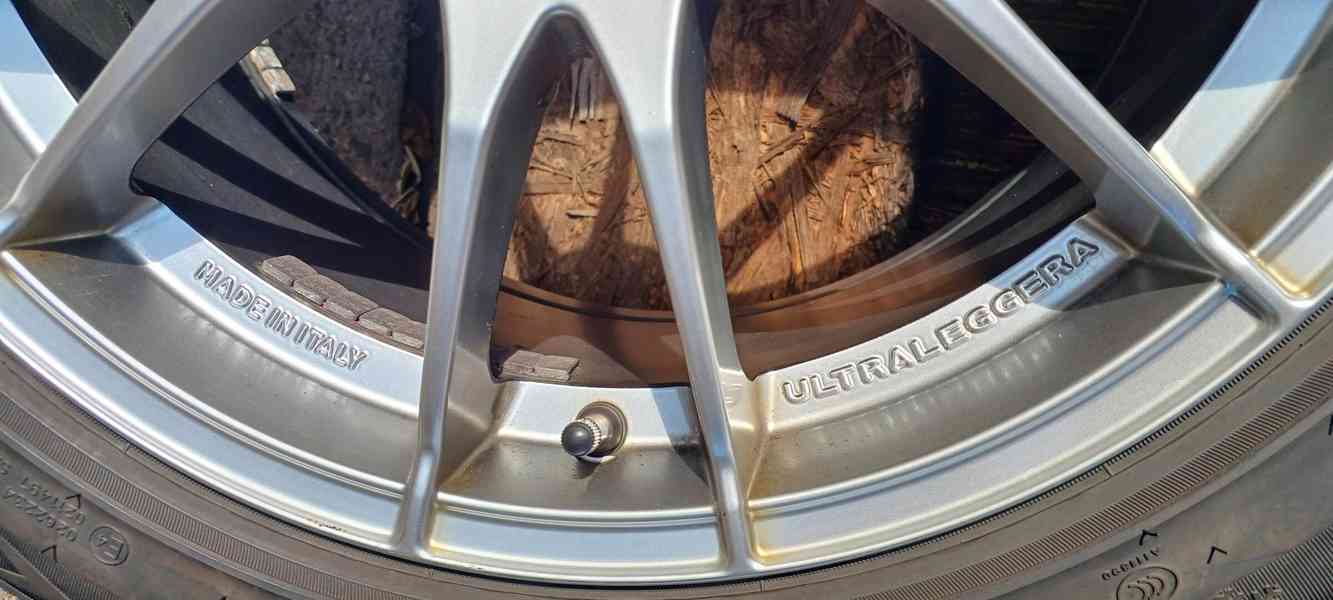 Ultralehké OZ Ultraleggera 17" 5x112+zánovní pneu - foto 11