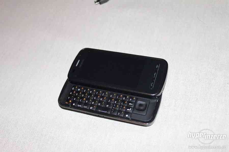 Nokia C6-00  ,5Mpx ,TOP STAV ,QWERTY  + 8GB mSD - foto 4