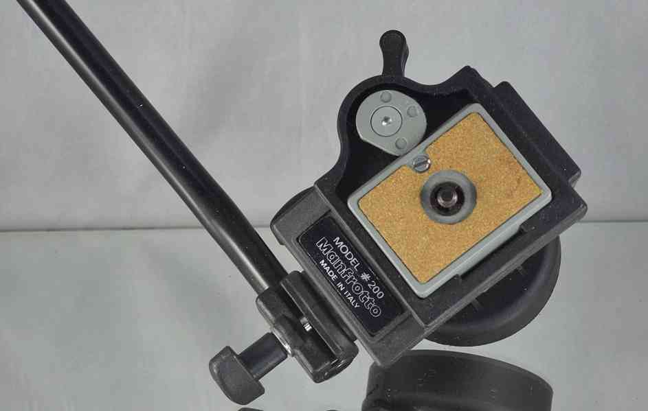 MANFROTTO #200 *hlava*360°/+90° -60°*Nosnost: 5kg - foto 5