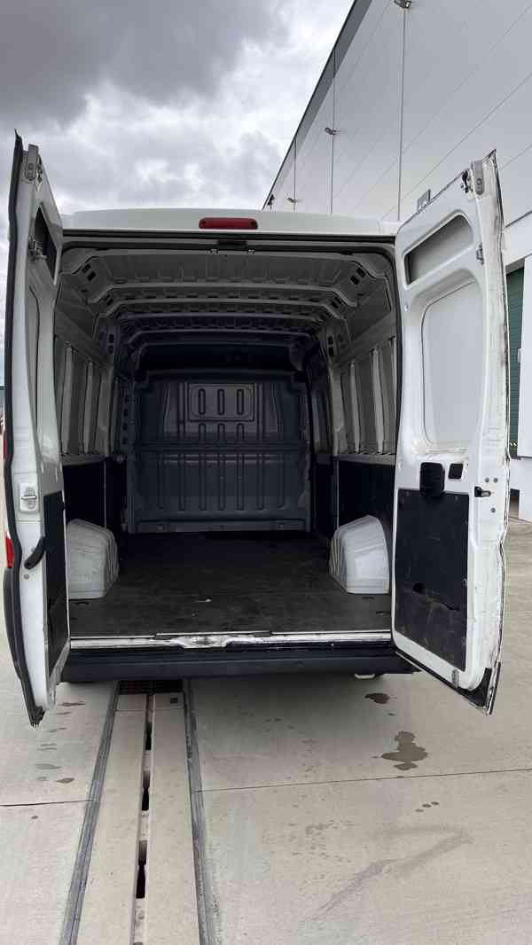 Pronájem dodávky Citroen Jumper L4H2 - foto 4