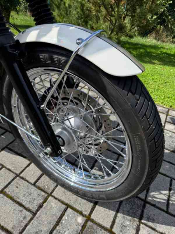 Triumph Bonneville T100 - foto 6