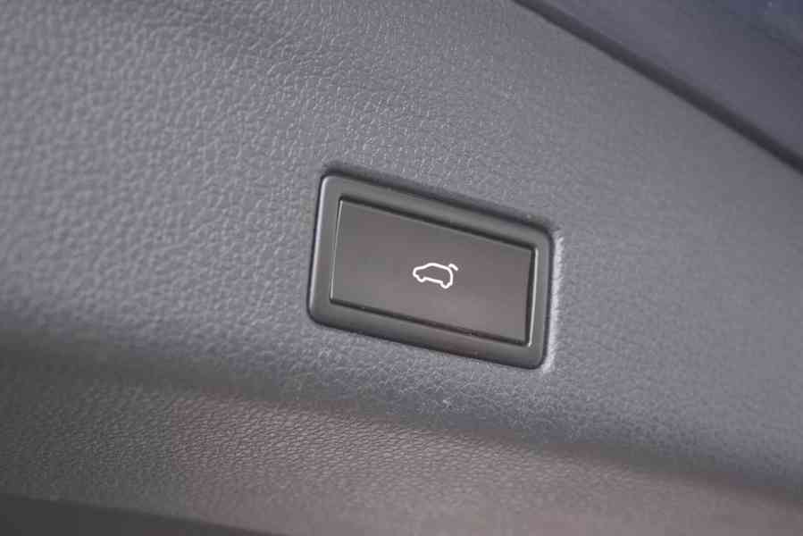 Volkswagen Sharan 2,0TDI Allstar 135kw - foto 18
