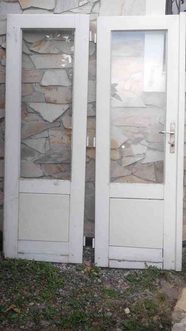 Prodám levně verandové dveře z borovice - foto 1