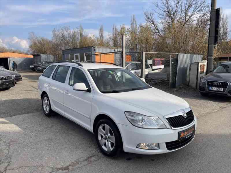 Škoda Octavia 1,6 TDi ALU,NAVI,PDC,TEMPOMAT - foto 2