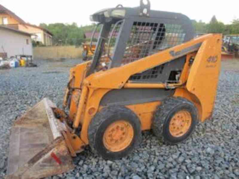 Smykový nakladač Case - foto 4