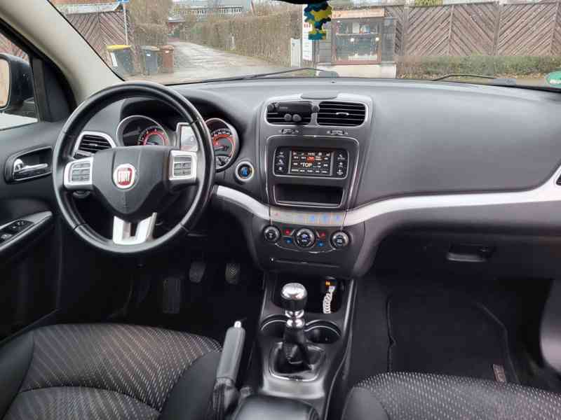 Fiat Freemont 2.0 Multijet 16V 103kw - foto 12