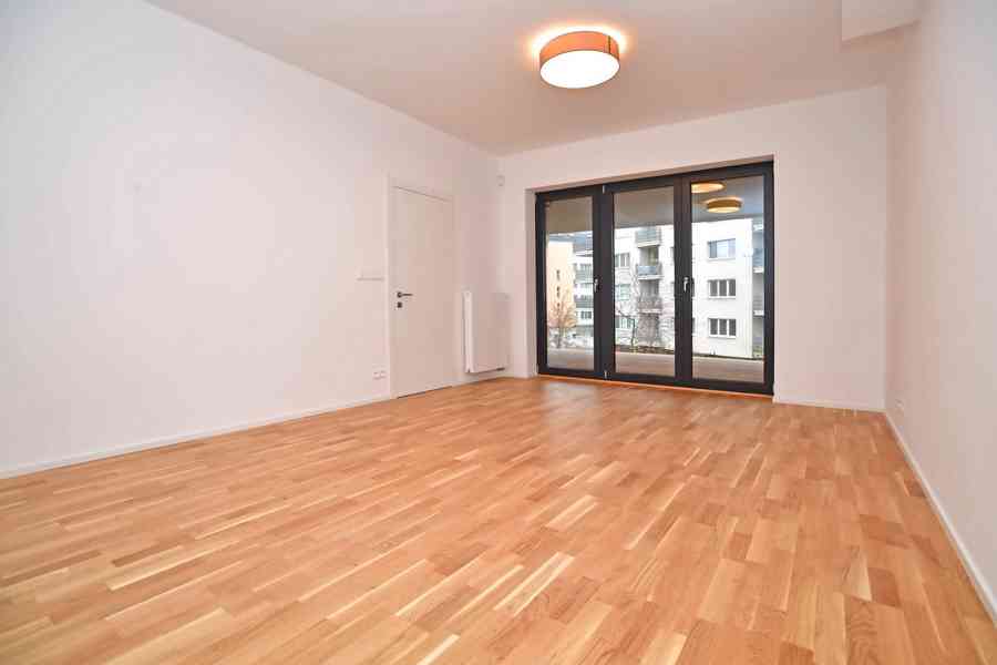 Pronájem rodinného domu 190 m², pozemek 285 m² Hillebrantova - foto 17