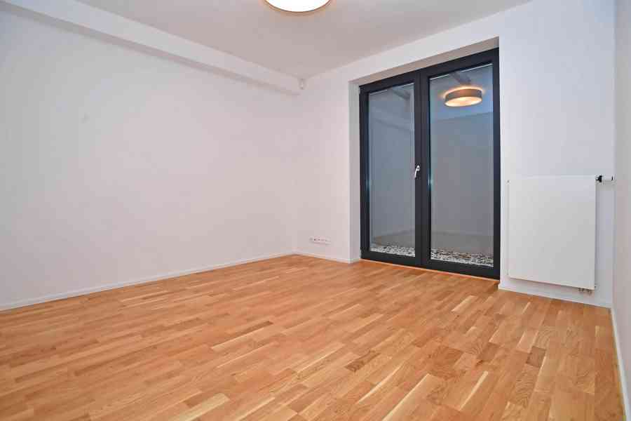 Pronájem rodinného domu 190 m², pozemek 285 m² Hillebrantova - foto 13