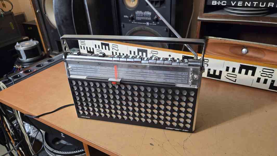 SIEMENS PLANAR 421 - unikátní krásný radiopřijímač - foto 3