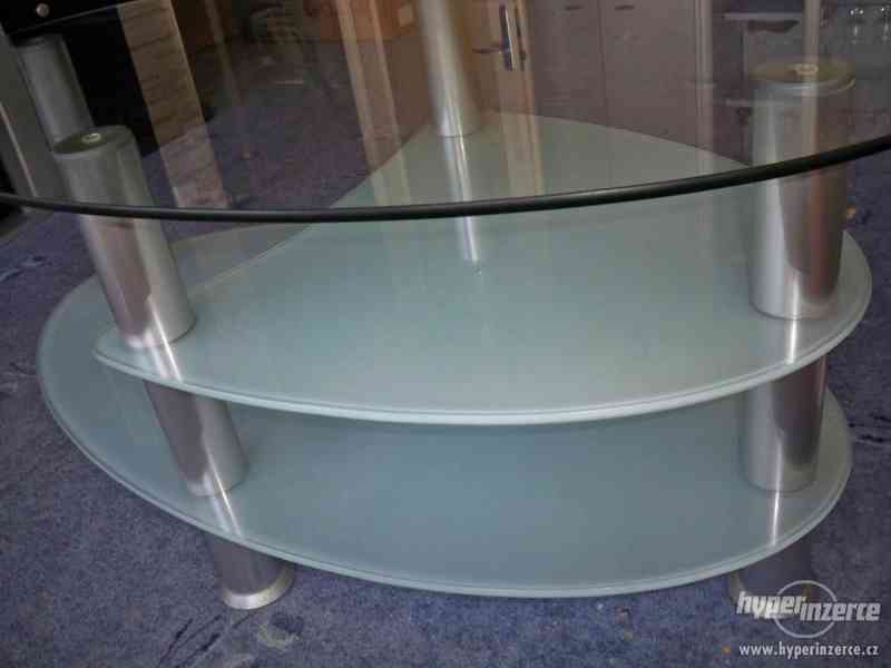Skleněný konferenční stolek - foto 6