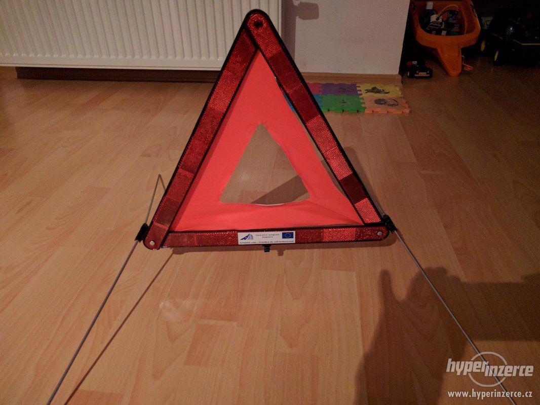 Prodám nový výstražný trojúhelník - foto 1