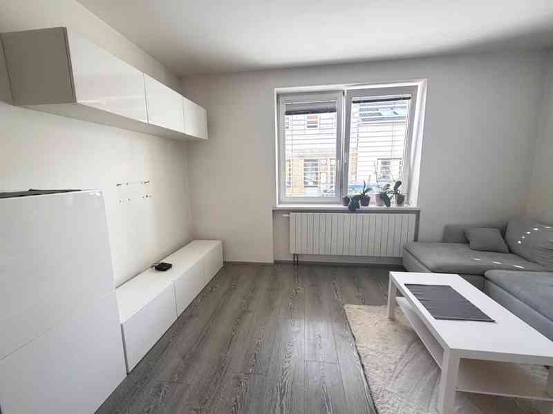 PRONÁJEM BYTU 1+1 O CP CCA 41,89 M² V BRNĚ – KRÁLOVĚ POLI - foto 3
