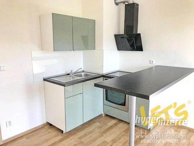 Pronájem bytu 2+kk, 44 m2, Rychtáře Petřika, Praha 10-Hostivař, nezařízený. - foto 1