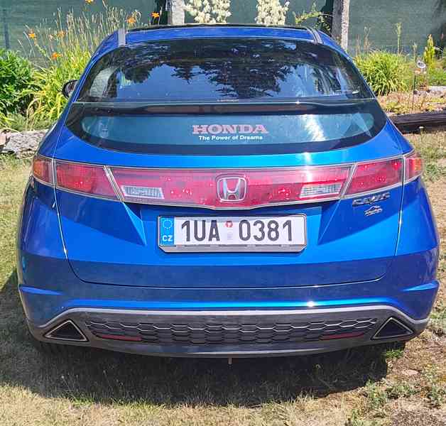 Honda Civic exekutive 1,8/104kw, Najeto 98 000km - foto 9