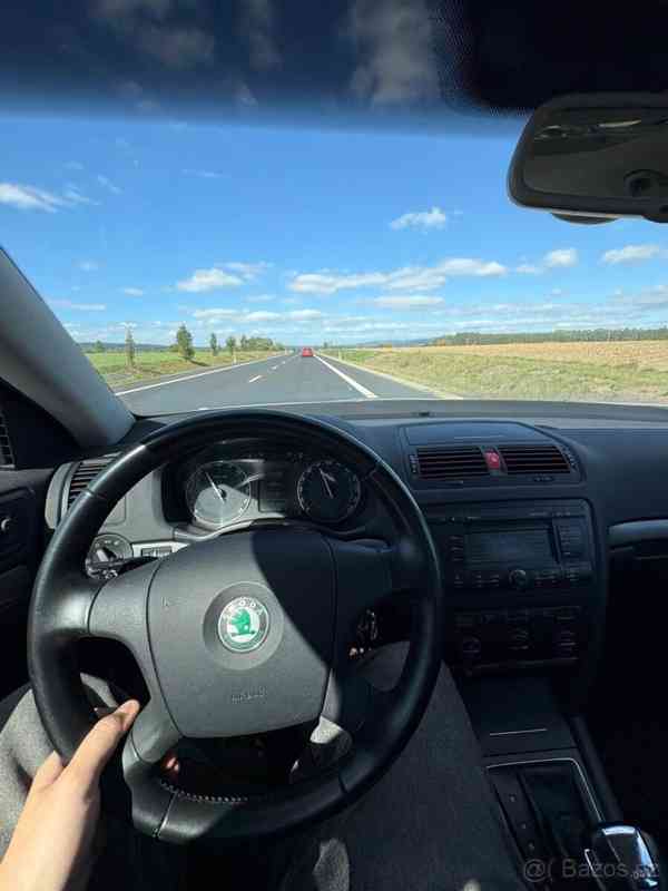 Škoda Octavia 2,0   II tdi 103kw DSG - foto 11