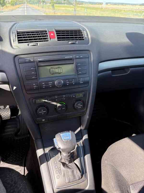 Škoda Octavia 2,0   II tdi 103kw DSG - foto 6