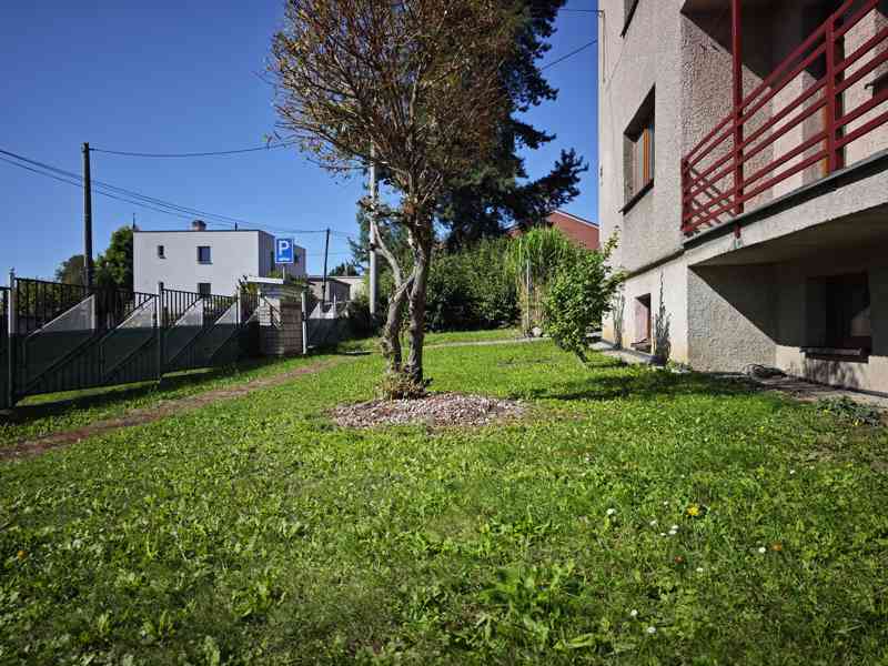 Pronajmu slunný a prostorný byt 2+1 87m2 se zahradou - foto 15