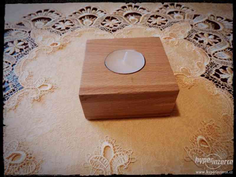 Dřevěný svícen na čajovou svíčku - foto 2