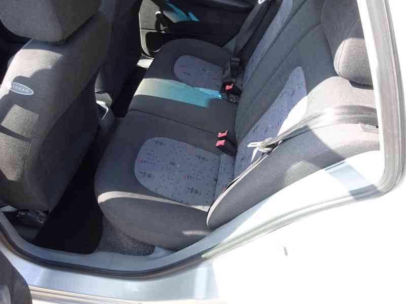 Škoda Fabia 1.9 SDI Combi r.v.2003 (STK:4/2027) - foto 15