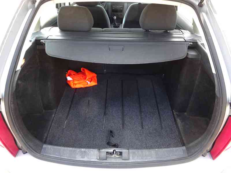 Škoda Fabia 1.9 SDI Combi r.v.2003 (STK:4/2027) - foto 16