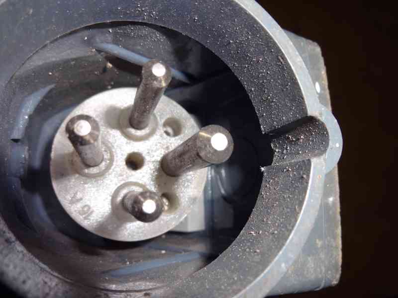 Zasuvky a kablZ - foto 3