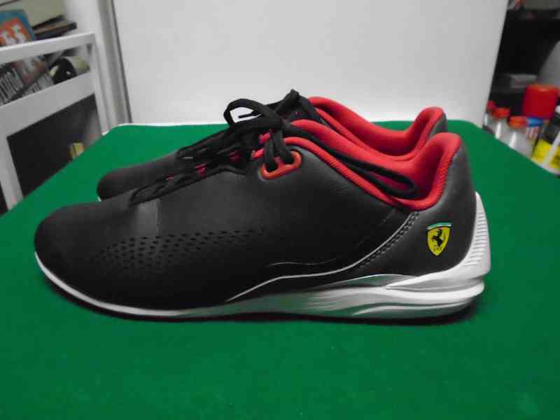 Pánské tenisky boty Puma Sneakersy Ferrari Drift Cat vel. 43 - foto 4