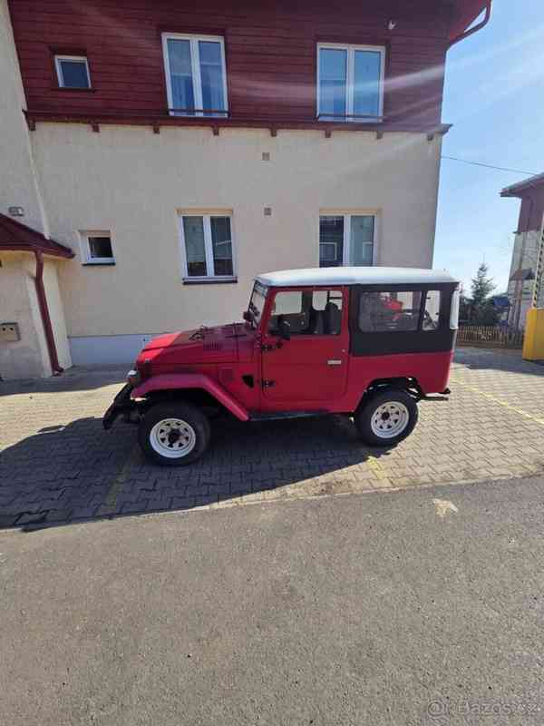 Toyota Land Cruiser BJ 42 - foto 3