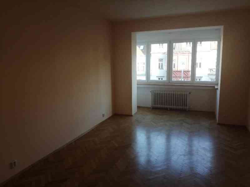 Pronájem 3+1, ulice Merhautova, Černá Pole, 80 m2, balkon, k - foto 2