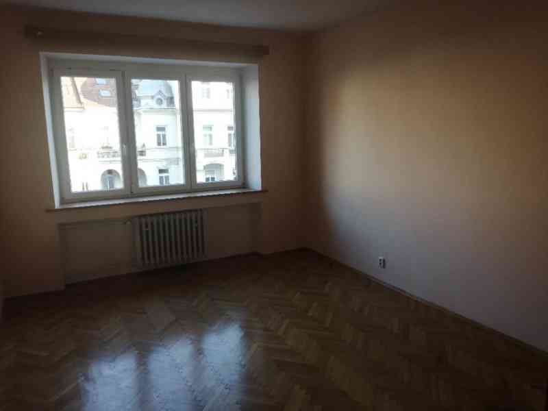 Pronájem 3+1, ulice Merhautova, Černá Pole, 80 m2, balkon, k - foto 3