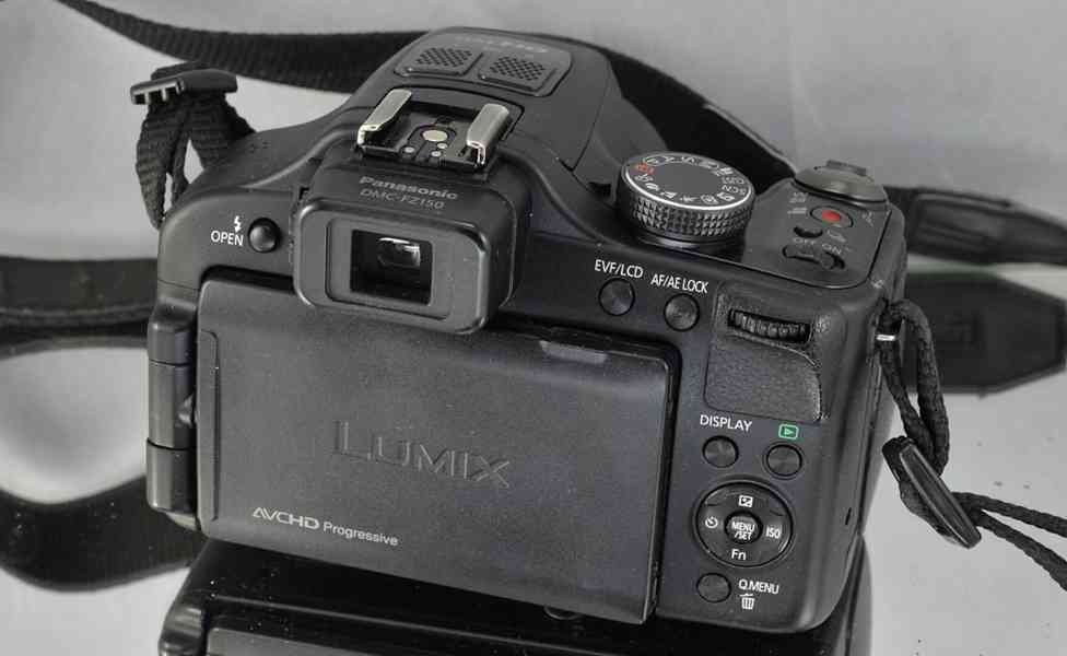 Panasonic Lumix DMC-FZ150 *24 x O.Zoom*Full HDV - foto 8