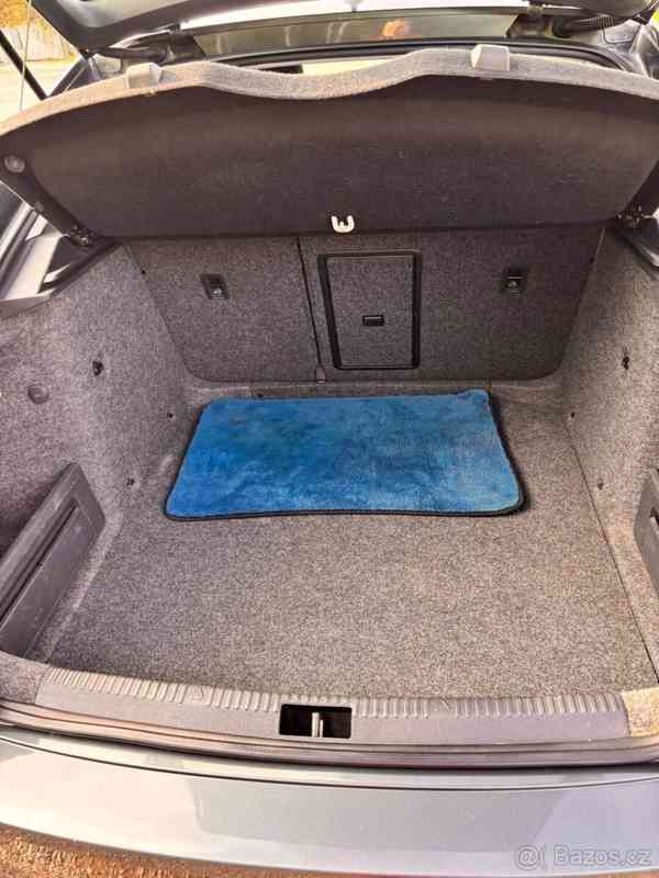 Škoda Octavia 1,6   Super stav - foto 12