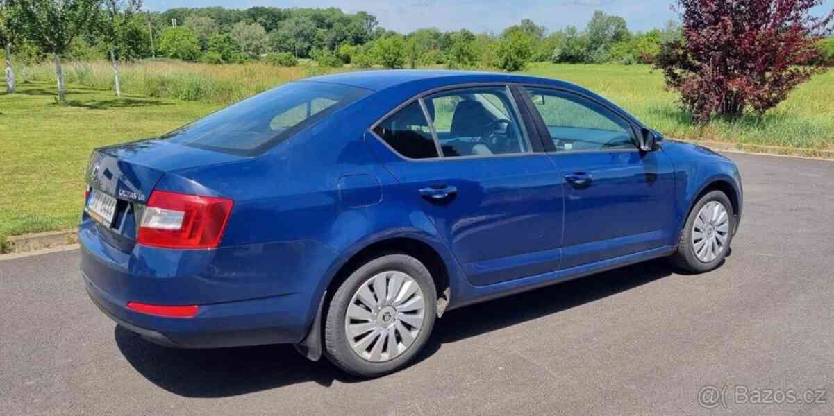 Škoda Octavia 1,6   TDi 81 kW - foto 12