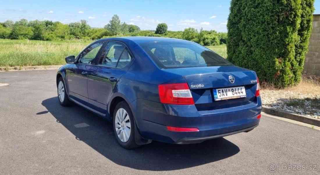 Škoda Octavia 1,6   TDi 81 kW - foto 14