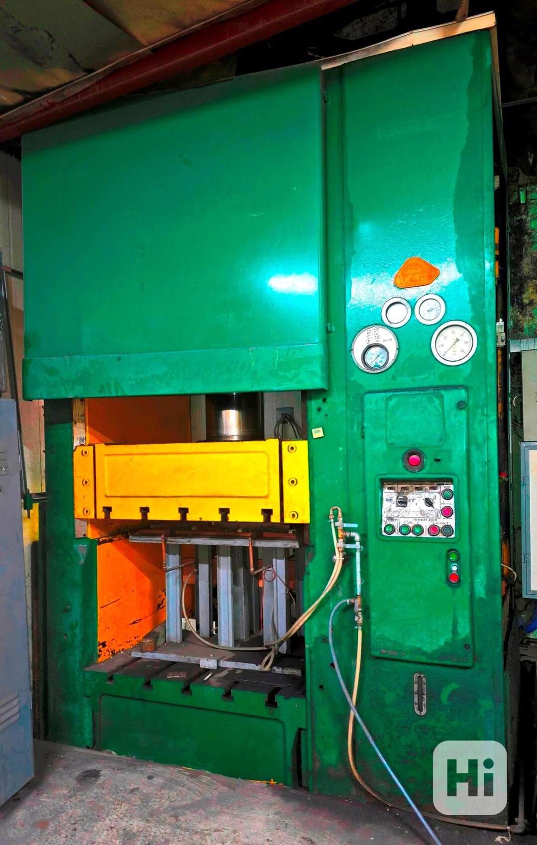Lis hydraulicky 400 tun. - foto 1