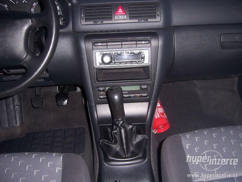 Škoda Octavia 1,9 TDi Temptation - foto 15
