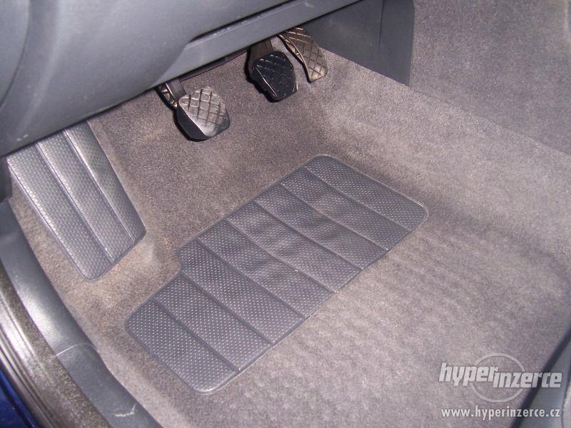 Škoda Octavia 1,9 TDi Temptation - foto 16