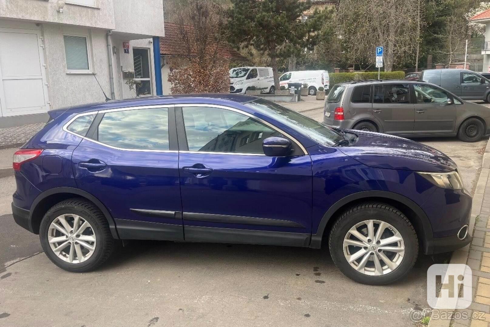 Nissan Qashqai 1,2 - foto 1