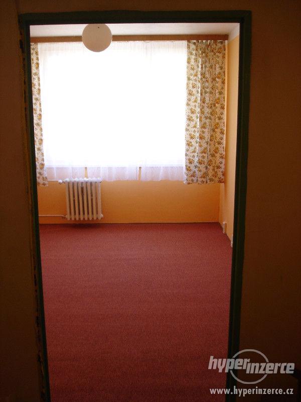 Pronájem pokoje  Praha 5 Velká Ohrada - foto 1
