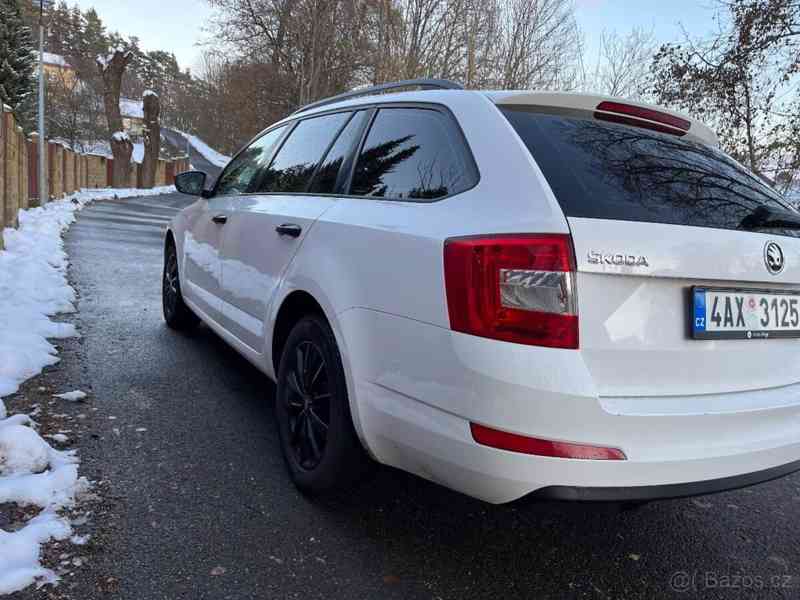 Škoda Octavia 1,6   3 Kombi TDI - foto 4
