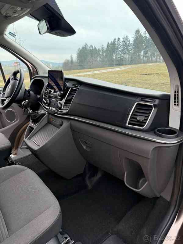 Ford Tourneo Custom 2,0   L2 - foto 14